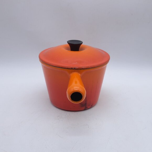 Le Creuset Fondue Iron Pot with Lid - Picture 3 of 10